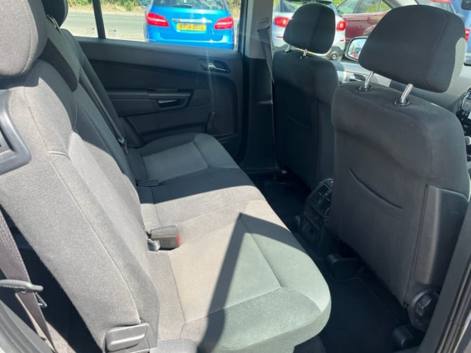 2025 Vauxhall Zafira