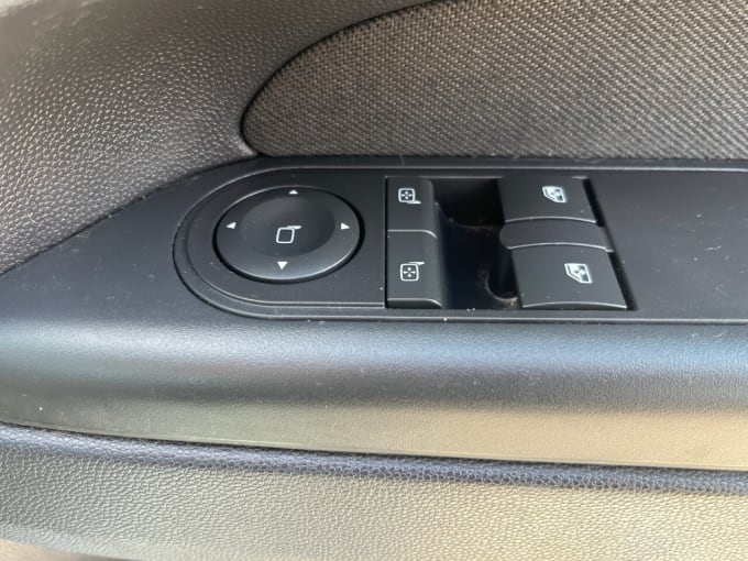 2025 Vauxhall Zafira