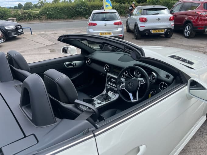 2025 Mercedes-benz Slk