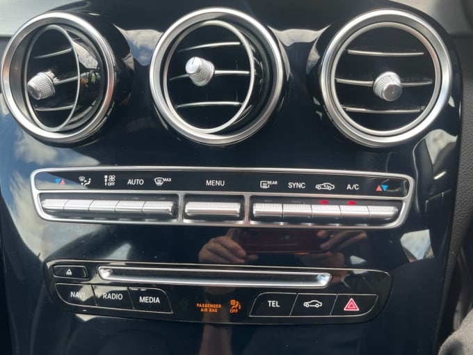 2025 Mercedes-benz C-class