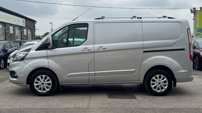 2025 Ford Transit Custom