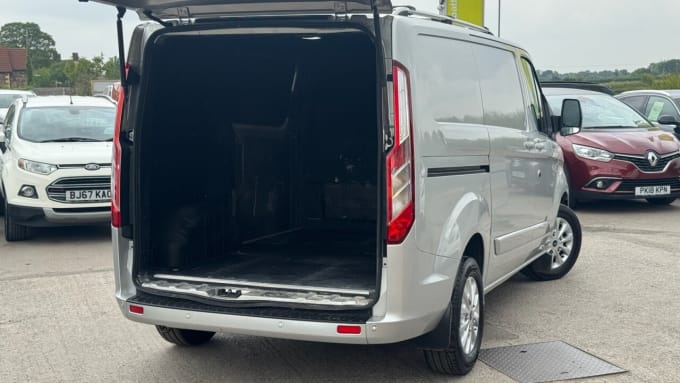 2025 Ford Transit Custom