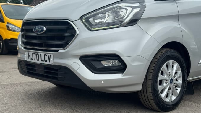 2025 Ford Transit Custom