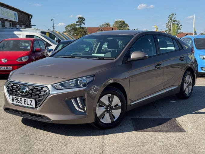 2025 Hyundai Ioniq