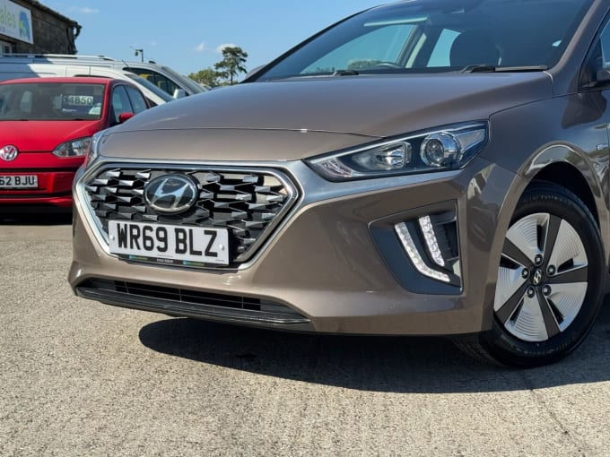 2025 Hyundai Ioniq