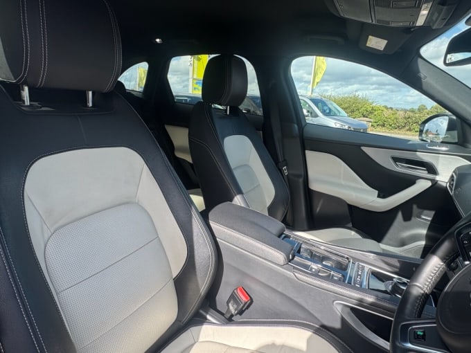2025 Jaguar F-pace