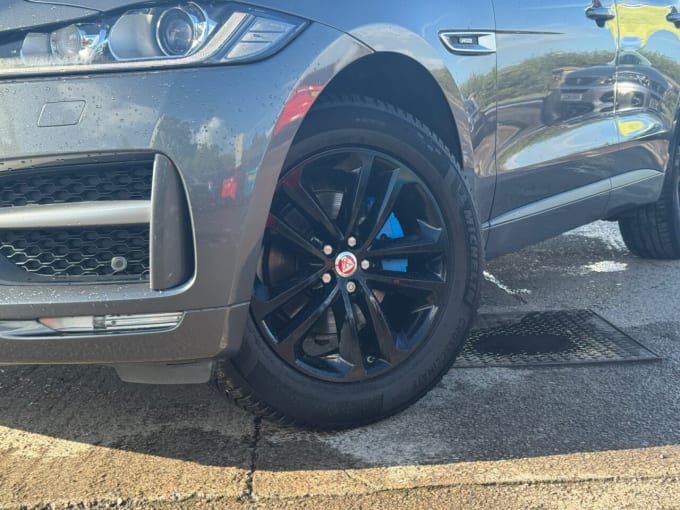 2025 Jaguar F-pace