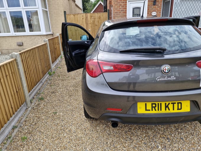 2011 Alfa Romeo Giulietta