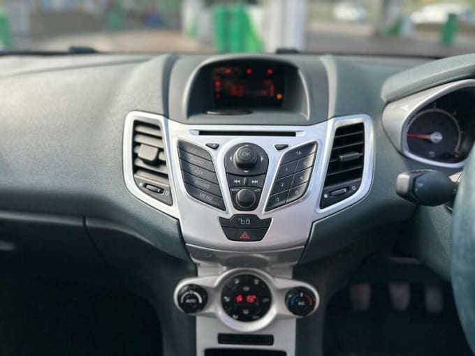 2025 Ford Fiesta