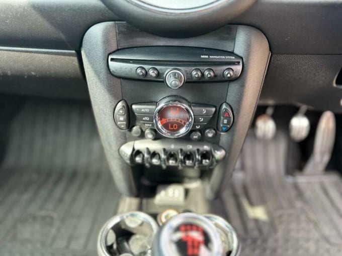 2025 Mini Hatch
