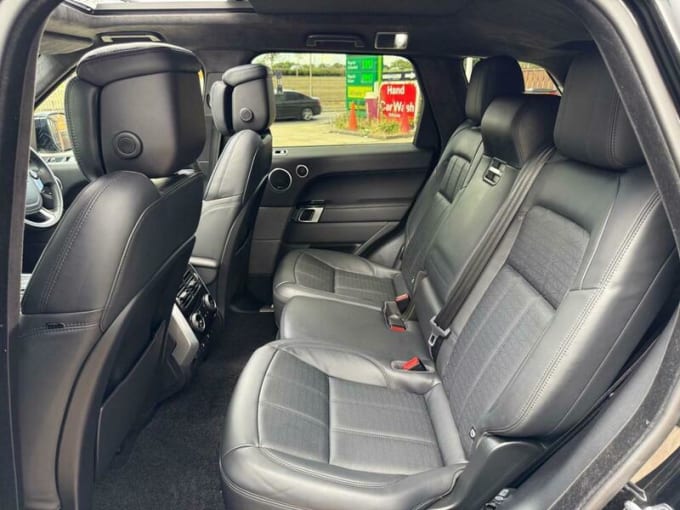 2025 Land Rover Range Rover Sport