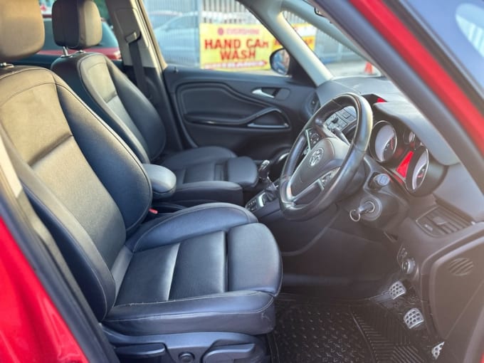 2025 Vauxhall Zafira