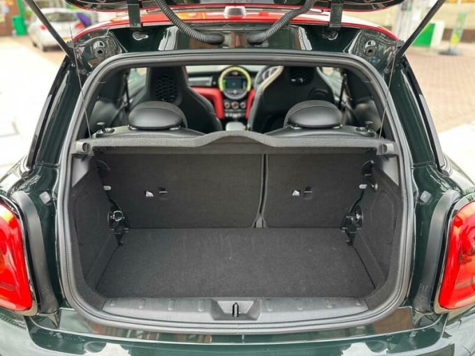 2025 Mini Hatch