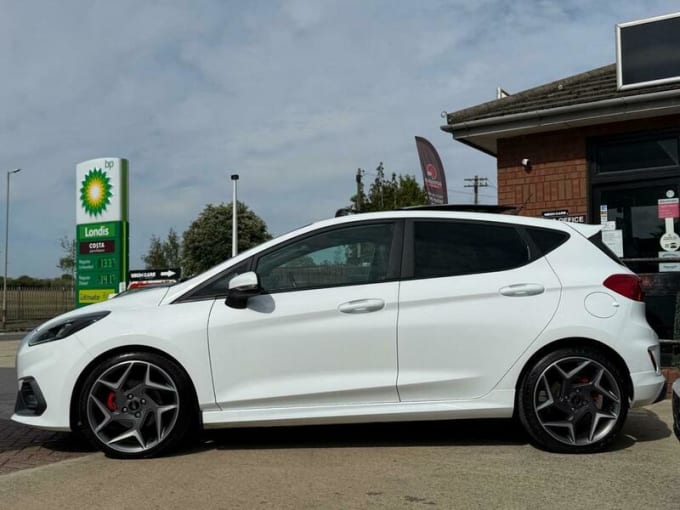 2025 Ford Fiesta