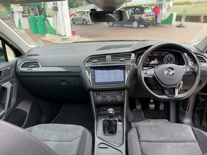 2025 Volkswagen Tiguan