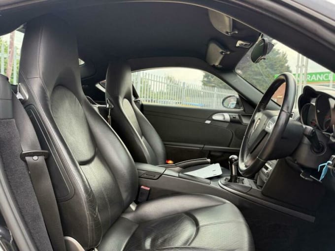 2025 Porsche Cayman