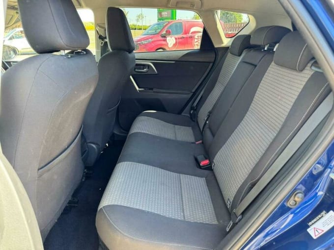 2025 Toyota Auris