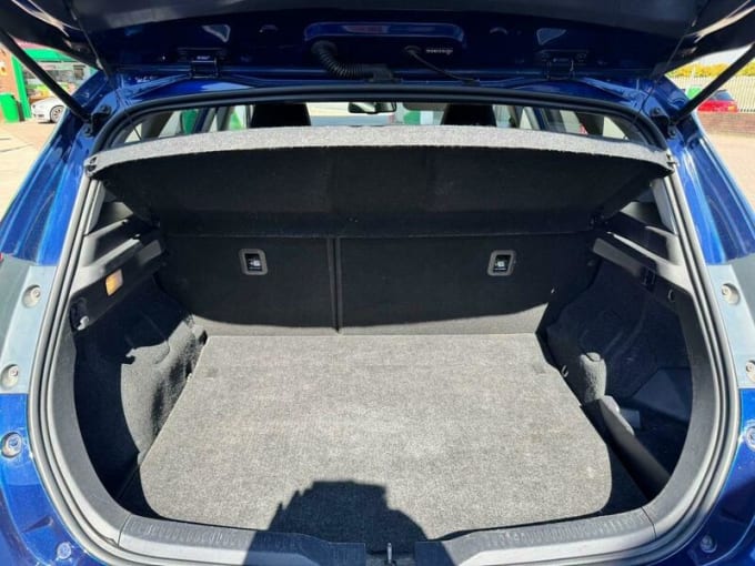 2025 Toyota Auris