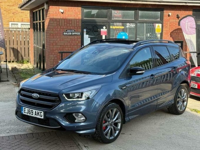 2025 Ford Kuga