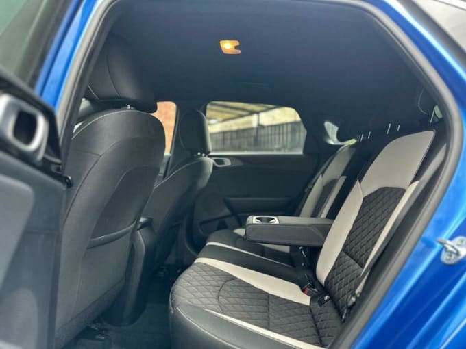 2025 Kia Ceed