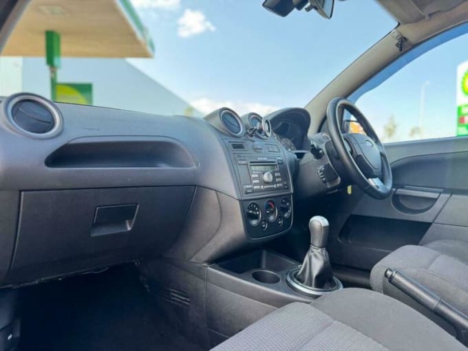 2025 Ford Fiesta