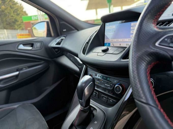 2025 Ford Kuga