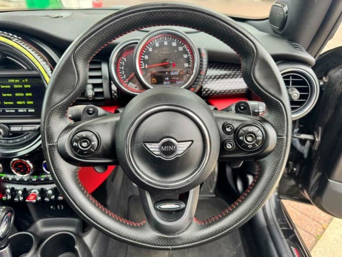 2025 Mini Hatch