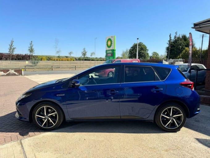 2025 Toyota Auris