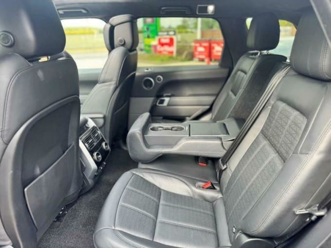2025 Land Rover Range Rover Sport