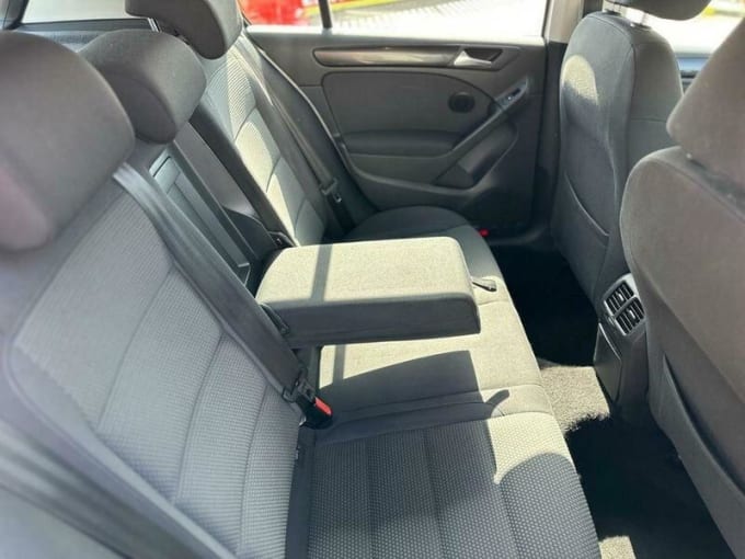2025 Volkswagen Golf