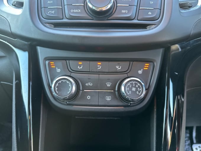 2025 Vauxhall Zafira