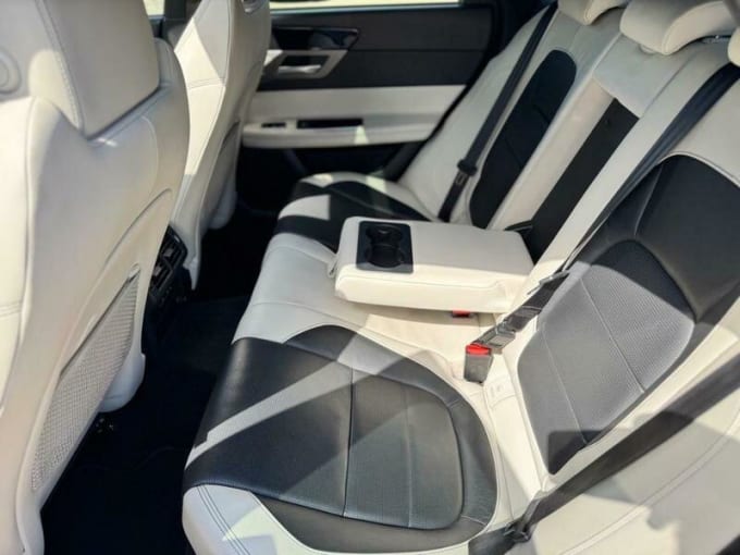 2025 Jaguar Xf