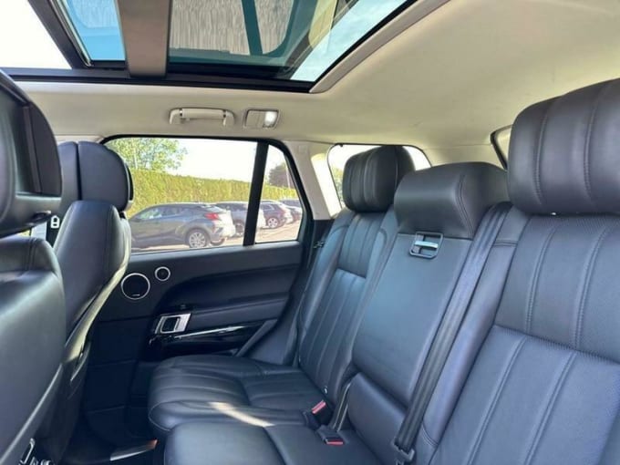 2025 Land Rover Range Rover