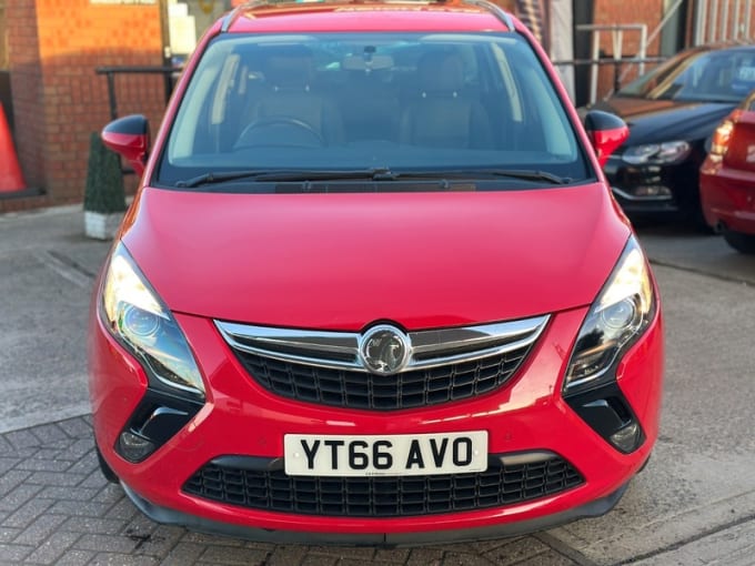 2025 Vauxhall Zafira