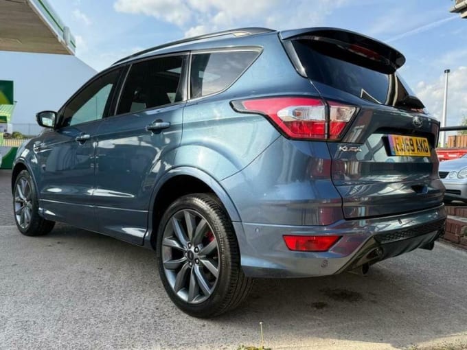 2025 Ford Kuga