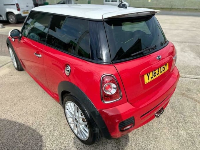 2025 Mini Hatch