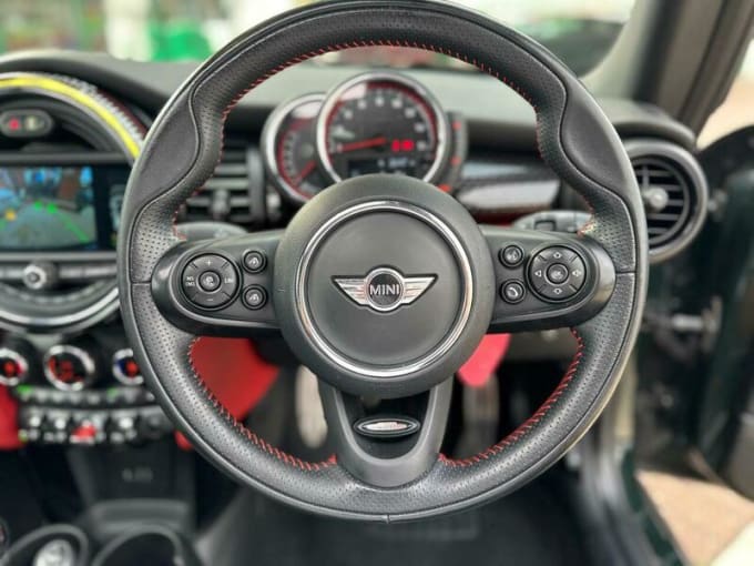 2025 Mini Hatch