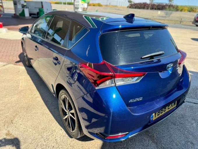 2025 Toyota Auris