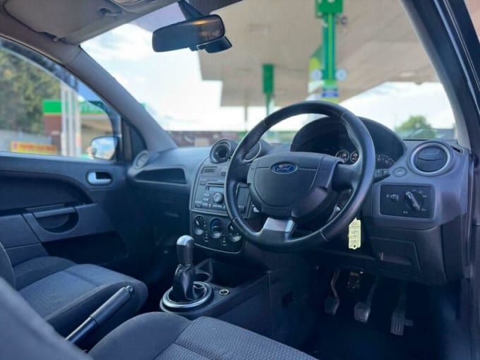 2025 Ford Fiesta