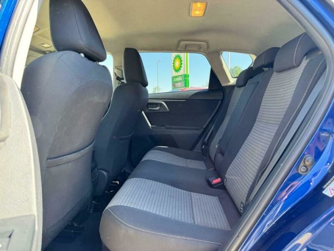 2025 Toyota Auris