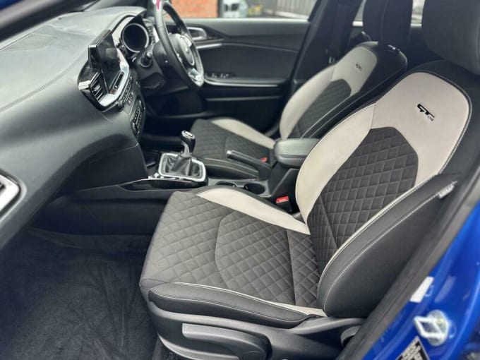 2025 Kia Ceed