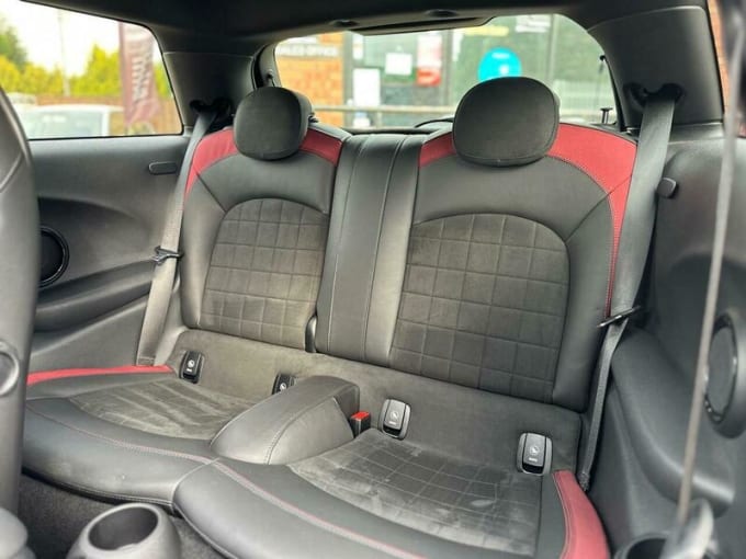 2025 Mini Hatch