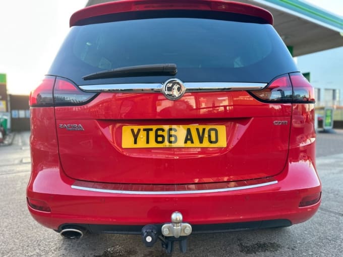2025 Vauxhall Zafira