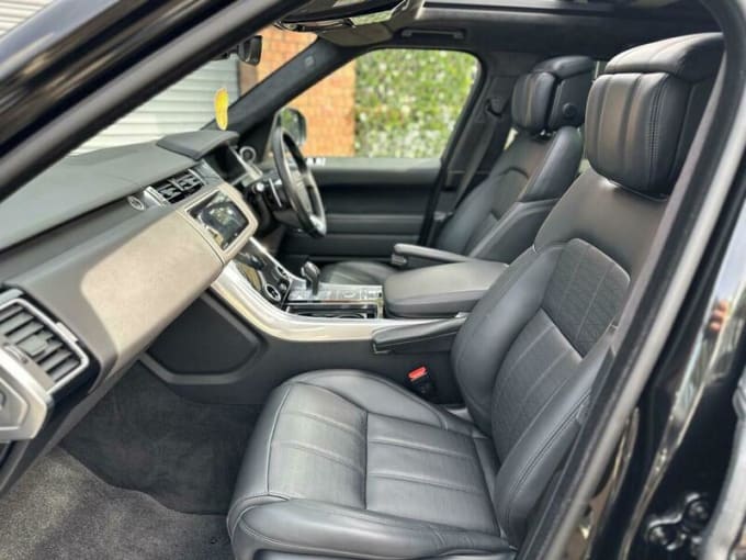 2020 Land Rover Range Rover Sport