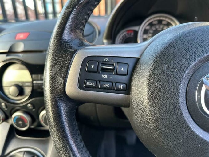 2025 Mazda Mazda2