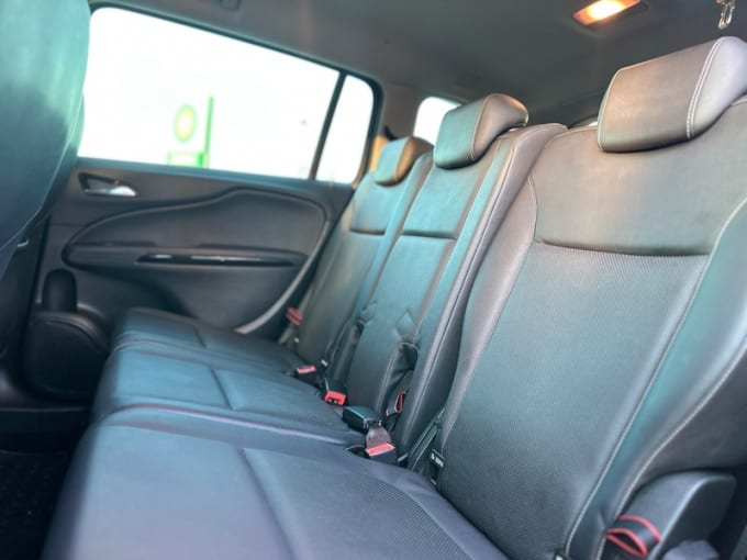2025 Vauxhall Zafira