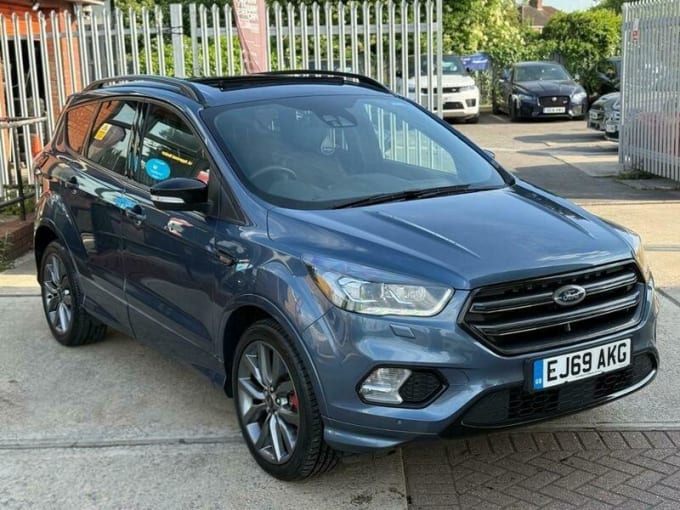 2025 Ford Kuga
