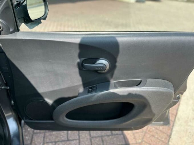 2025 Nissan Micra