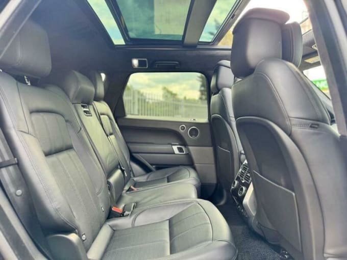 2025 Land Rover Range Rover Sport