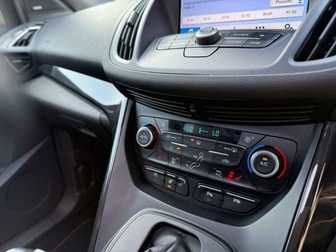 2025 Ford Kuga